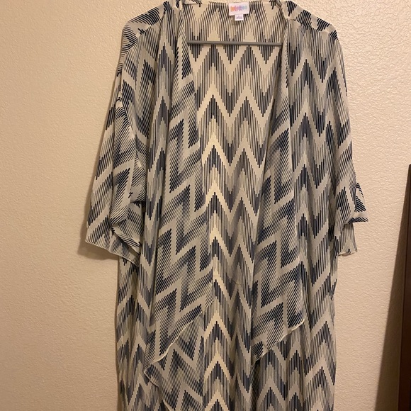 LuLaRoe Other - Kimono